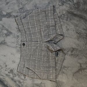 V & X Gray and Gold Cuffed Dress Shorts Size M